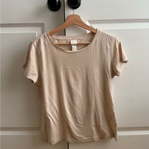 H&M Tan Short Sleeve T-Shirt